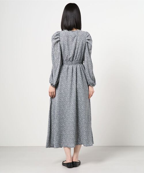 Per sist ence（パーシエンス）の「Per sist ence/パーシエンス　総柄カシュクールワンピース（ワンピース・レディース・ブルー/ブラック・FREE）」の4枚目の写真