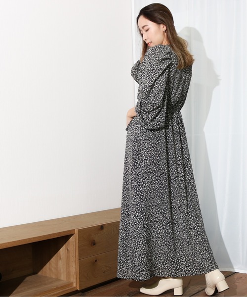 Per sist ence（パーシエンス）の「Per sist ence/パーシエンス　総柄カシュクールワンピース（ワンピース・レディース・ブルー/ブラック・FREE）」の18枚目の写真