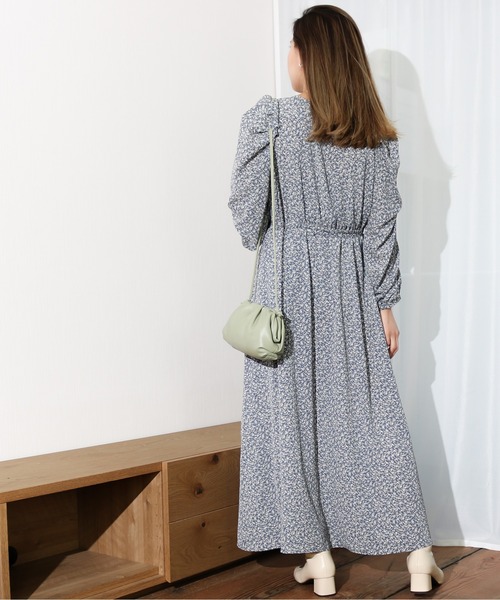 Per sist ence（パーシエンス）の「Per sist ence/パーシエンス　総柄カシュクールワンピース（ワンピース・レディース・ブルー/ブラック・FREE）」の11枚目の写真