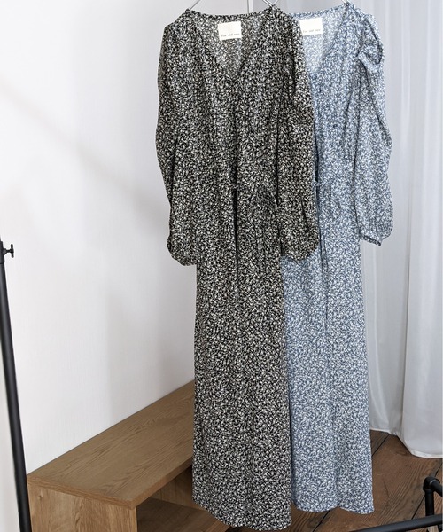 Per sist ence（パーシエンス）の「Per sist ence/パーシエンス　総柄カシュクールワンピース（ワンピース・レディース・ブルー/ブラック・FREE）」の5枚目の写真