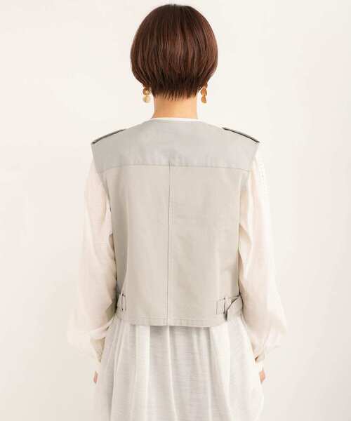 KBF（ケイビーエフ）の「ハンティングベスト（ベスト・レディース・ライトベージュ/ライトカーキ・ONE）」の9枚目の写真