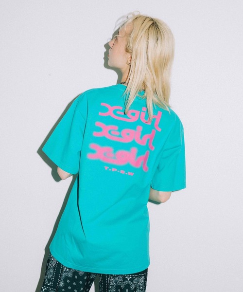 X-girl(エックスガール)の「GLOW LOGO S/S TEE(Tシャツ/カットソー・レディース・ホワイト/ブラック/ライトパープル/グリーン・S/M/L/XL)」の6枚目の写真