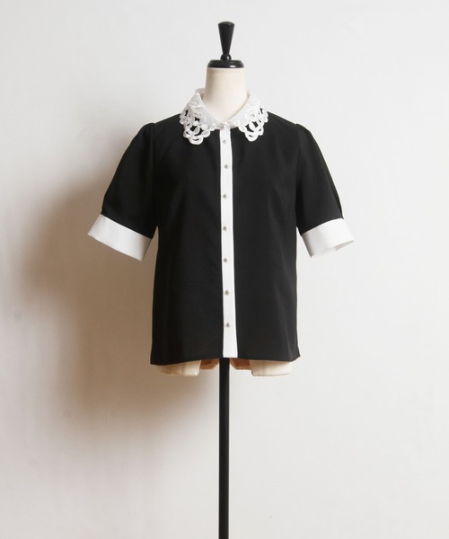 tocco closet（トッコ クローゼット）の「カットワークフラワー