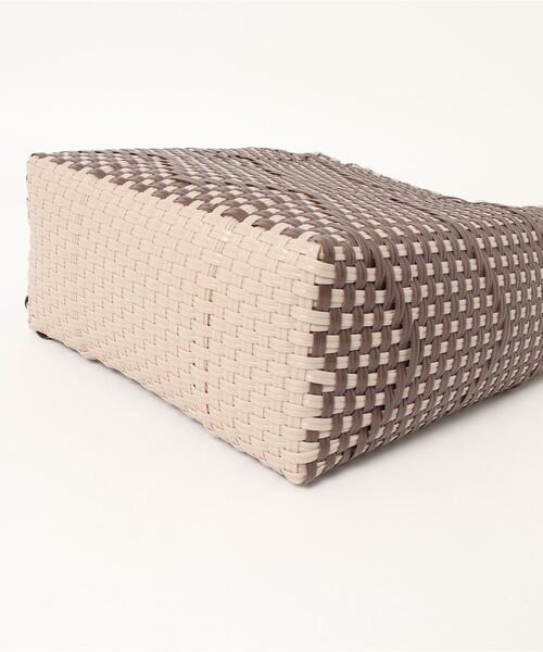 Samansa Mos2（サマンサ モスモス）の「メルカドバッグ（トートバッグ・レディース・ベージュ/ブラウン/ラベンダー・ﾌﾘ-）」の5枚目の写真