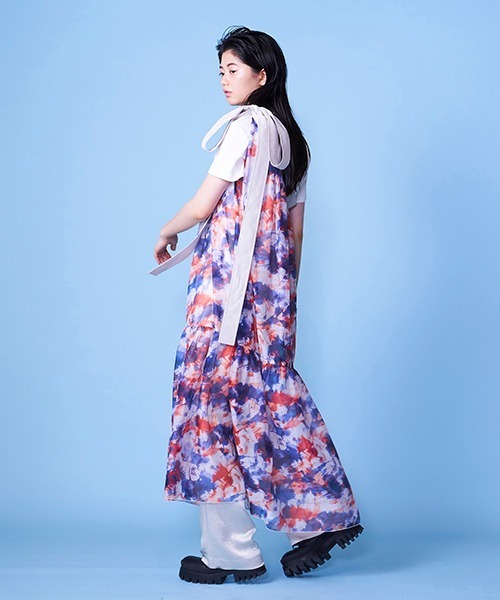 lautreamont BLEUBLANC（ロートレアモンブルーブラン）の「アシンメトリータイダイティアードワンピ（ワンピース・レディース・ブルー系その他/パープル系その他・9号）」の17枚目の写真