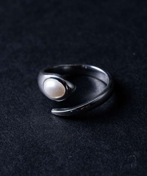 ADRER（アドラー）の「【ADRER】The Pearl ring/パールリング（リング・メンズ・シルバー・#19/#15）」の7枚目の写真