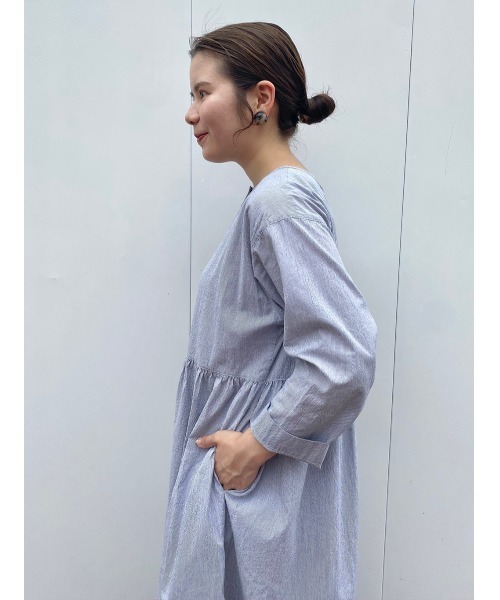 BEARDSLEY（ビアズリー）の「細コードハオリワンピース（ワンピース・レディース・グレー・1/0）」の16枚目の写真