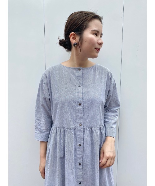 BEARDSLEY（ビアズリー）の「細コードハオリワンピース（ワンピース・レディース・グレー・1/0）」の5枚目の写真