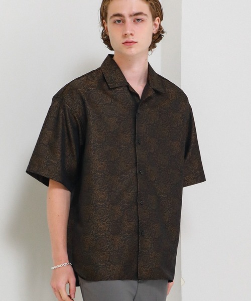 BESPOKE TOKYO(ビスポークトウキョウ)の「【BESPOKE TOKYO】CRAVATE JACQUARD S/S SHIRT(シャツ/ブラウス・メンズ・ライトブルーグレー/グレイッシュベージュ/ブラック/バーガンディー・3/1/2)」の2枚目の写真