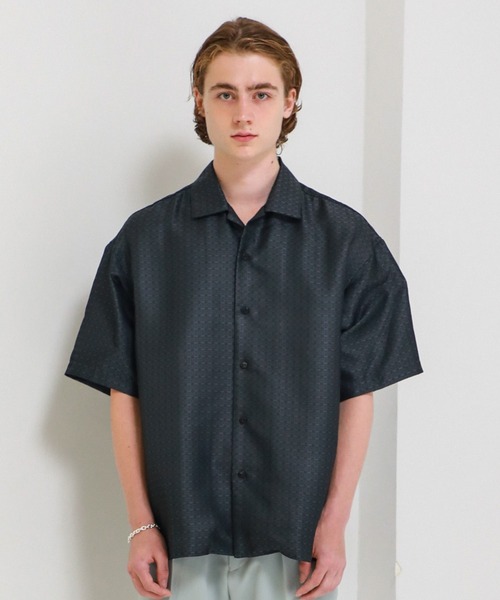 BESPOKE TOKYO(ビスポークトウキョウ)の「【BESPOKE TOKYO】CRAVATE JACQUARD S/S SHIRT(シャツ/ブラウス・メンズ・ライトブルーグレー/グレイッシュベージュ/ブラック/バーガンディー・3/1/2)」の16枚目の写真