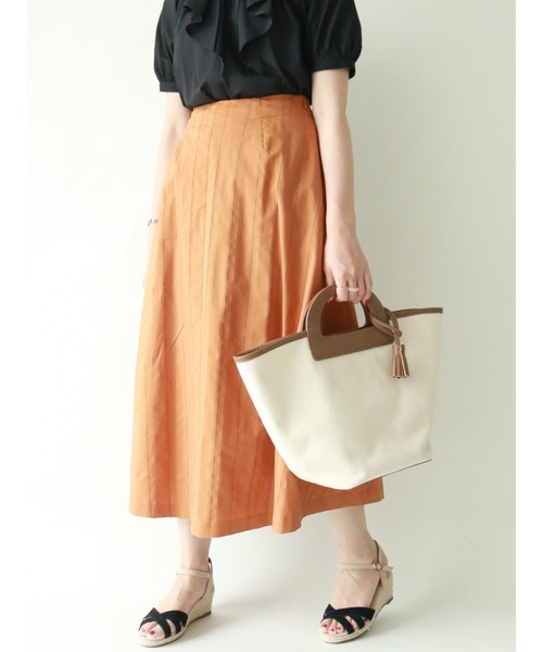 Te chichi（テチチ）の「マルチストライプロングスカート（スカート・レディース・ベージュ/ダークオレンジ・MEDIUM/SMALL）」の2枚目の写真