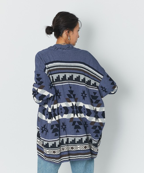 RIVE DROITE（リヴドロワ）の「コーディネートの主役　メキシカンラグジャガードニットカーディガン（カーディガン/ボレロ・レディース・ブルー/ベージュ・FREE）」の17枚目の写真