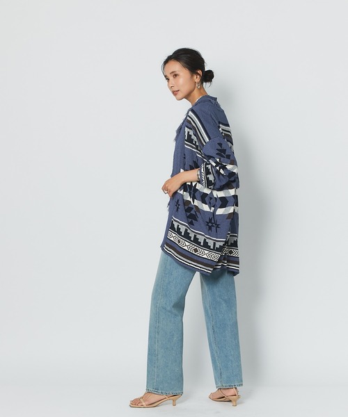 RIVE DROITE（リヴドロワ）の「コーディネートの主役　メキシカンラグジャガードニットカーディガン（カーディガン/ボレロ・レディース・ブルー/ベージュ・FREE）」の21枚目の写真