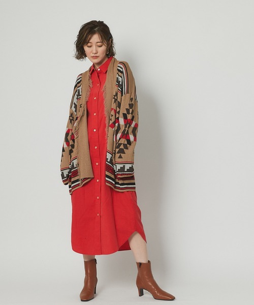 RIVE DROITE（リヴドロワ）の「コーディネートの主役　メキシカンラグジャガードニットカーディガン（カーディガン/ボレロ・レディース・ブルー/ベージュ・FREE）」の13枚目の写真