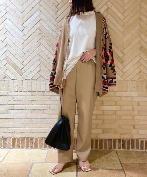 RIVE DROITE（リヴドロワ）の「コーディネートの主役　メキシカンラグジャガードニットカーディガン（カーディガン/ボレロ・レディース・ブルー/ベージュ・FREE）」の9枚目の写真