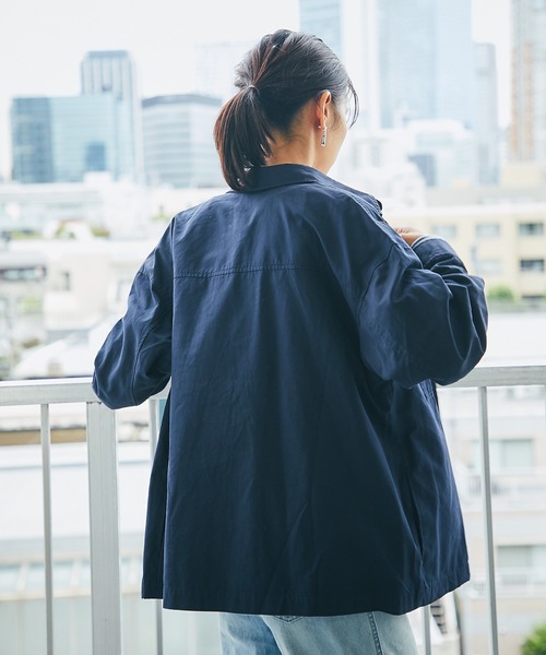 RIVE DROITE（リヴドロワ）の「程よい女性らしさが魅力　ミリタリーシャツ（シャツ/ブラウス・レディース・ネイビー/カーキ・FREE）」の17枚目の写真