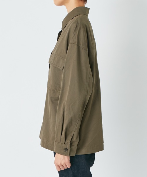 RIVE DROITE（リヴドロワ）の「程よい女性らしさが魅力　ミリタリーシャツ（シャツ/ブラウス・レディース・ネイビー/カーキ・FREE）」の19枚目の写真