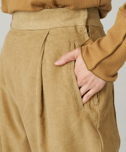 Chaco closet(チャコ クローゼット)の「コーデュロイテーパードパンツ(その他パンツ・レディース・ベージュ/ブラウン/ミント/ライトベージュ/テラコッタ・FREE)」の19枚目の写真
