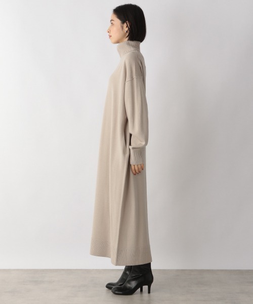 LOWRYS FARM（ローリーズファーム）の「タートルネックニットワンピース　216078（ワンピース・レディース・ブラック/ブルー/グリーン/アイボリー・FREE）」の16枚目の写真