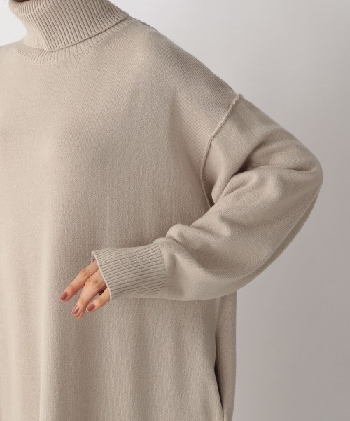 LOWRYS FARM（ローリーズファーム）の「タートルネックニットワンピース　216078（ワンピース・レディース・ブラック/ブルー/グリーン/アイボリー・FREE）」の7枚目の写真