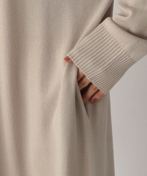 LOWRYS FARM（ローリーズファーム）の「タートルネックニットワンピース　216078（ワンピース・レディース・ブラック/ブルー/グリーン/アイボリー・FREE）」の14枚目の写真