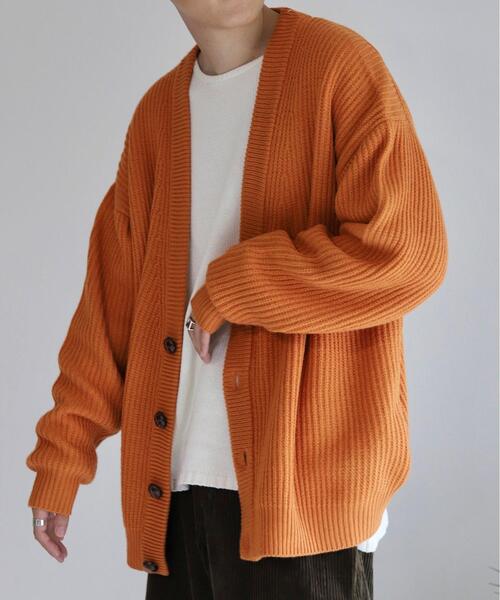 coen by Mr.SZK（コーエンバイミスタースズキ）の「ドロップショルダールーズカーディガン【coen × Mr.SZK】（カーディガン/ボレロ・メンズ・ベージュ/オレンジ/グレー・SMALL/MEDIUM/LARGE/X-LARGE）」の8枚目の写真
