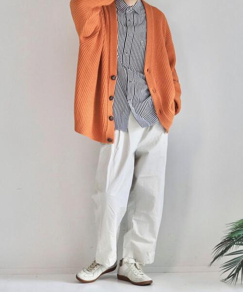 coen by Mr.SZK（コーエンバイミスタースズキ）の「ドロップショルダールーズカーディガン【coen × Mr.SZK】（カーディガン/ボレロ・メンズ・ベージュ/オレンジ/グレー・SMALL/MEDIUM/LARGE/X-LARGE）」の17枚目の写真