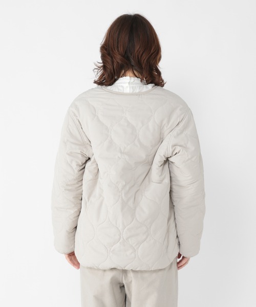 studio CLIP（スタディオクリップ）の「リバーシブルボアキルトブルゾン（ブルゾン・レディース・グレー/カーキ/ライトブルー/モカ・FREE）」の7枚目の写真