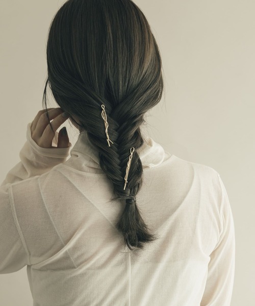 SMELLY(スメリー)の「ランダムラインヘアピンセット(ヘアピン・レディース・ゴールド・-)」の3枚目の写真