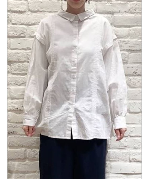 Samansa Mos2（サマンサ モスモス）の「前後着ピンタックシャツ（シャツ/ブラウス・レディース・チャコール/ベージュ/オフホワイト・ﾌﾘ-）」の2枚目の写真