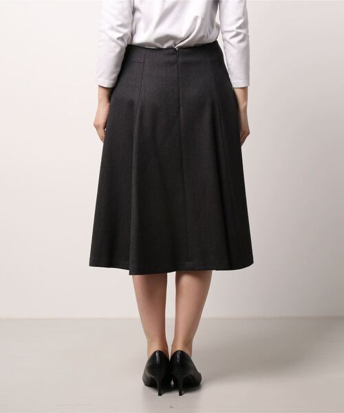 NEWYORKER(ニューヨーカー)の「シャンブレーボタニー 知的サーキュラースカート(スカート・レディース・グリーン系その他3/ダークグレー・7号/13号/11号)」の10枚目の写真