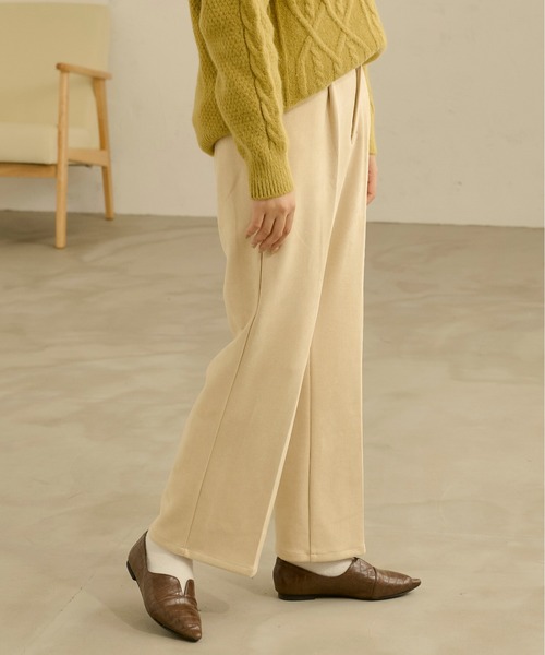 Ambre Neige(アンブルネージュ)の「フェイクスウェードセミフレアパンツ/【WEB/EC限定商品】(スラックス・レディース・アイボリー/モカ/ライトブラウン・FREE)」の19枚目の写真