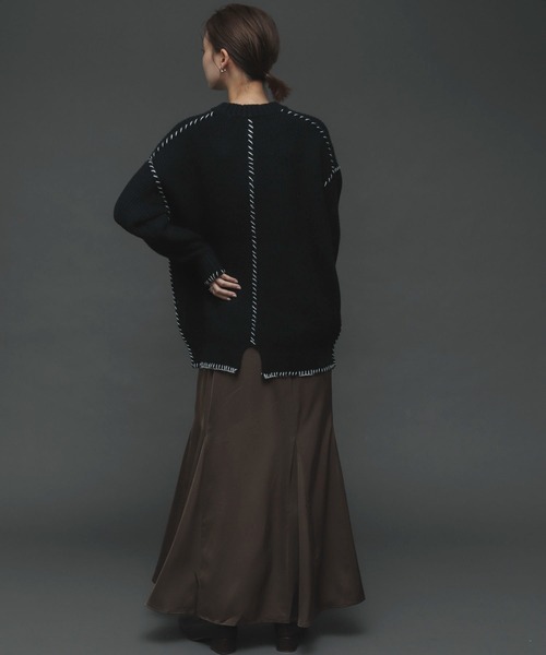 SENSE OF PLACE by URBAN RESEARCH（センスオブプレイスバイアーバンリサーチ）の「ハンドステッチチュニックセーター（ニット/セーター・レディース・アイボリー/ブラック/ブルー・ONE）」の17枚目の写真