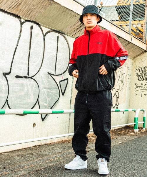 DC(ディーシー)の「DC/ディーシー ジャケット DJK221027(ナイロンジャケット・メンズ・ブラック/レッド・M/L/XL)」の20枚目の写真