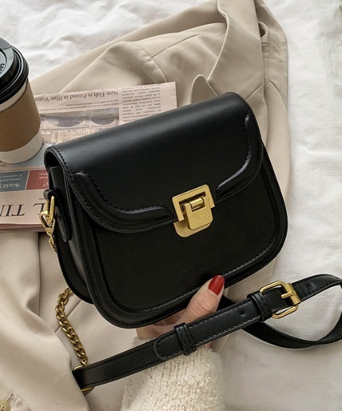 .KOM(ドットコム)の「『.kom/ドットケーオーエム』チェーンデザイン ミニショルダーバッグ(ショルダーバッグ・レディース・ダークブラウン/ブラック/ブラウン・FREE)」の2枚目の写真