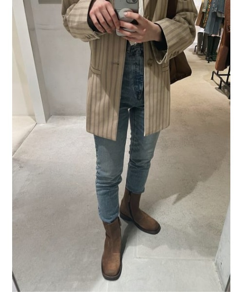 MOUSSY(マウジー)の「FLAT TOE SHORT ブーツ(ブーツ・レディース・ブラウン/ブラック・SMALL/LARGE/MEDIUM)」の4枚目の写真