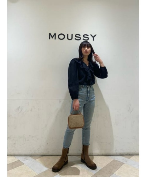 MOUSSY(マウジー)の「FLAT TOE SHORT ブーツ(ブーツ・レディース・ブラウン/ブラック・SMALL/LARGE/MEDIUM)」の11枚目の写真
