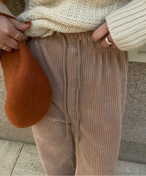 Didot.showroom（ディドット ショールーム）の「コーデュロイスウェットパンツ（スウェットパンツ・レディース・ダークグリーン/ブラウン/オリーブ/ピンク/オレンジ/サンドベージュ・FREE）」の21枚目の写真