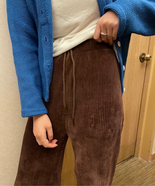 Didot.showroom（ディドット ショールーム）の「コーデュロイスウェットパンツ（スウェットパンツ・レディース・ダークグリーン/ブラウン/オリーブ/ピンク/オレンジ/サンドベージュ・FREE）」の10枚目の写真