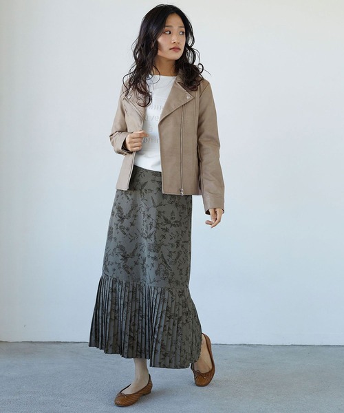 NICOLE white（ニコルホワイト）の「フェイクレザー ライダースジャケット【ダブル】（ライダースジャケット・レディース・ベージュ/ブラック/アッシュグレー・MEDIUM/LARGE）」の21枚目の写真