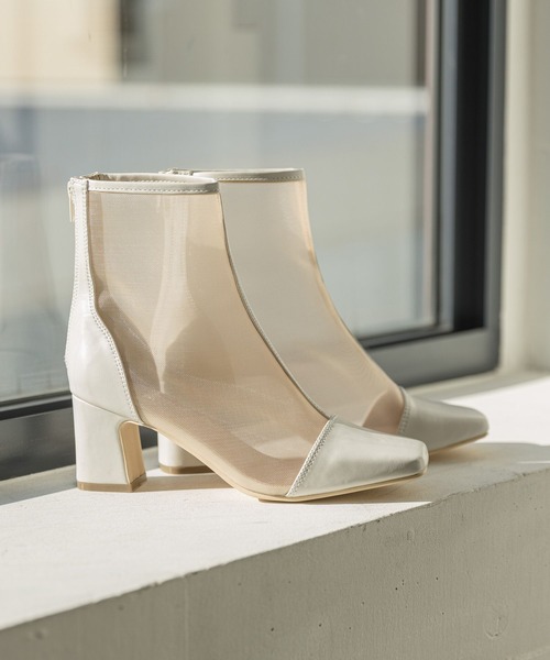 Andemiu（アンデミュウ）の「シアーショートブーツ266231（ブーツ・レディース・アイボリー/ブラック・SMALL/MEDIUM/LARGE）」の19枚目の写真