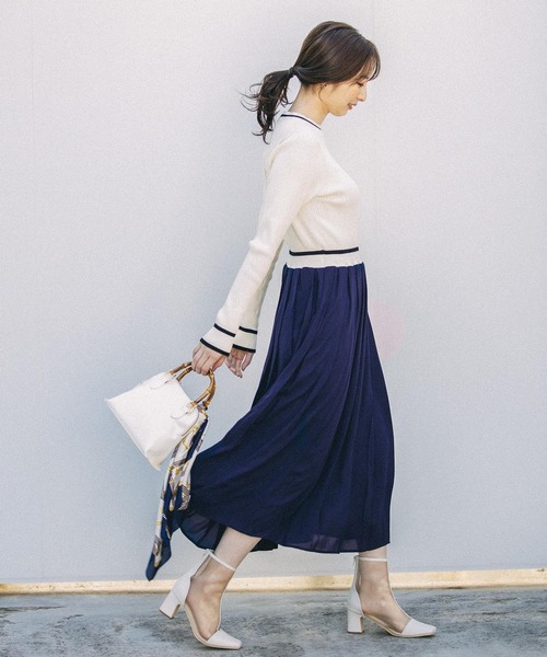 Andemiu（アンデミュウ）の「シアーショートブーツ266231（ブーツ・レディース・アイボリー/ブラック・SMALL/MEDIUM/LARGE）」の7枚目の写真