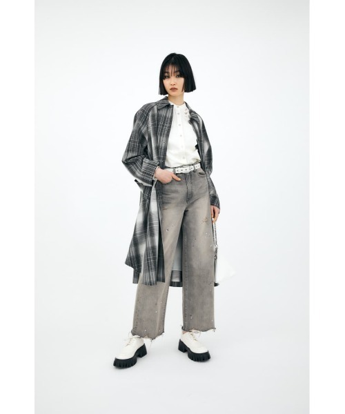 MOUSSY（マウジー）の「HW WIDE PAINT STRAIGHT（デニムパンツ・レディース・ホワイト/グレー・1/2/0）」の6枚目の写真