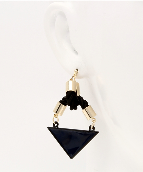 OUTLET（アウトレット）の「【Ciaopanic】三角カラープレートピアス（ピアス（両耳用）・レディース・ホワイト/ベージュ/ネイビー・FREE）」の6枚目の写真