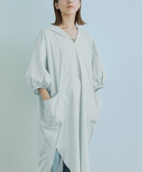 kha:ki(カーキ)の「「KHA:KI / カーキ」セーラーカラーワイドドレス"SAILOR COLLAR WIDE DRESS"(ワンピース・レディース・レッド/カーキ/サックスブルー/ホワイト・1/2)」の1枚目の写真