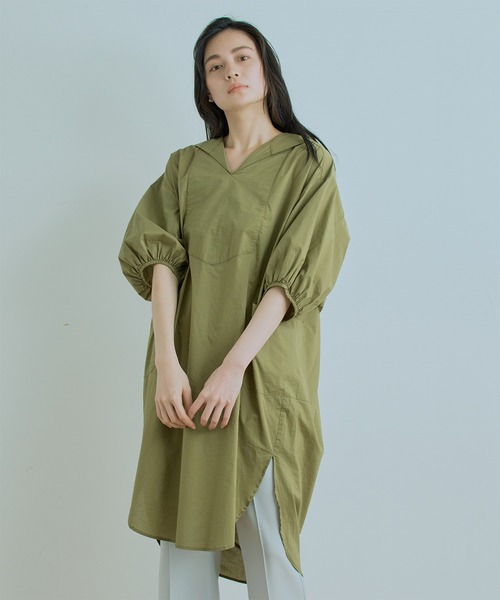 kha:ki(カーキ)の「「KHA:KI / カーキ」セーラーカラーワイドドレス"SAILOR COLLAR WIDE DRESS"(ワンピース・レディース・レッド/カーキ/サックスブルー/ホワイト・1/2)」の2枚目の写真