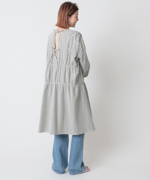 U by SPICK&SPAN(ユーバイスピックアンドスパン)の「バックリボンギャザーワンピース◆(ワンピース・レディース・ベージュ/ネイビー/サックスブルー・FREE)」の19枚目の写真
