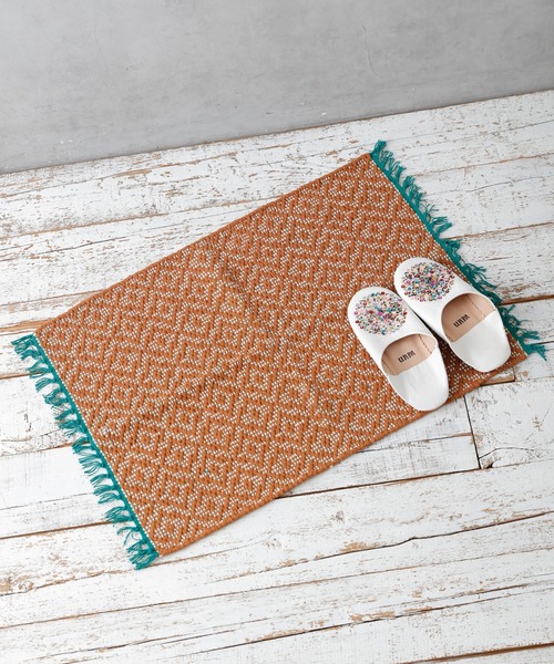 BIRTHDAY BAR(バースデイバー)の「Haim Floor Mat フロアマット(ラグ/マット・レディース・ブラウン/バイオレット/ターコイズブルー・フリー)」の4枚目の写真
