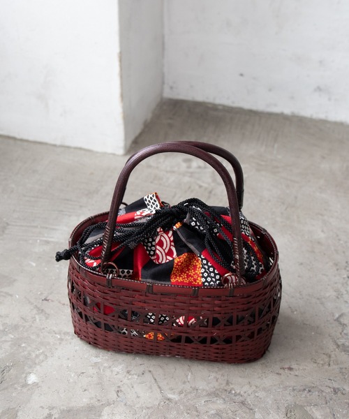 ゆかた館グレース（ユカタカングレース）の「籠バッグ（和装小物・レディース・ストライプ/チェック/ブラック系/ブラック系1/ベージュ系1/ネイビー系/ブルー系/ブルー系1/イエロー系/ピンク系/レッド系/レッド系1/レッド系2/レッド系3/ベージュ系/レッド系その他/ブラック系2/ブラック系3/ピンク/ネイビー系2/ネイビー系1/イエロー系1/レッド系5/レッド系4・FREE）」の3枚目の写真