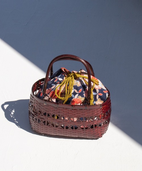 ゆかた館グレース（ユカタカングレース）の「籠バッグ（和装小物・レディース・ストライプ/チェック/ブラック系/ブラック系1/ベージュ系1/ネイビー系/ブルー系/ブルー系1/イエロー系/ピンク系/レッド系/レッド系1/レッド系2/レッド系3/ベージュ系/レッド系その他/ブラック系2/ブラック系3/ピンク/ネイビー系2/ネイビー系1/イエロー系1/レッド系5/レッド系4・FREE）」の10枚目の写真